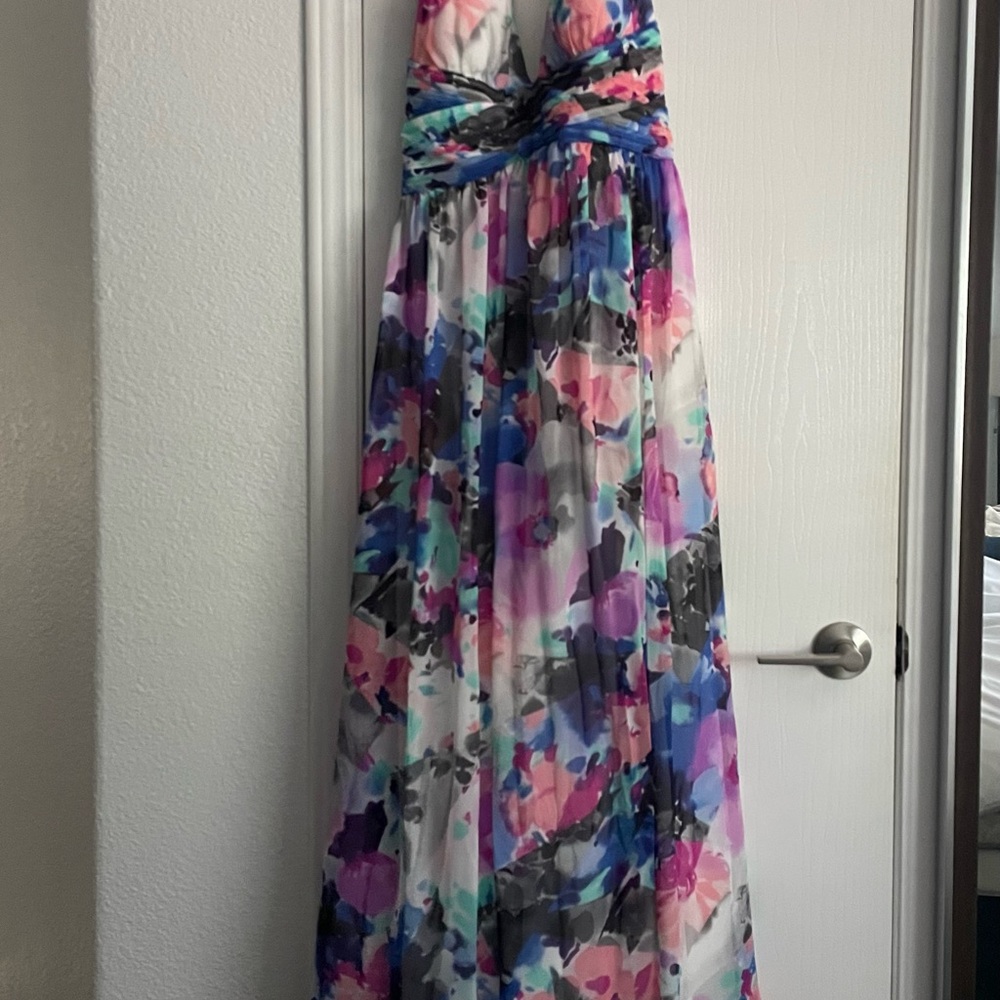SLNY Vibrant Floral Maxi Dress